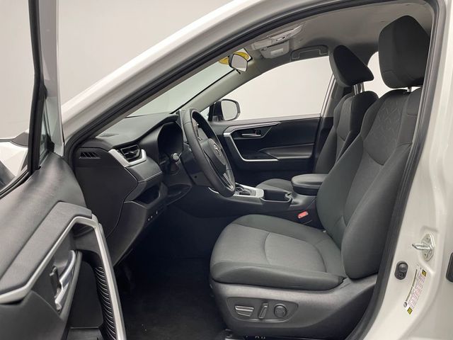 2024 Toyota RAV4 XLE AWD - 23010307 - 11