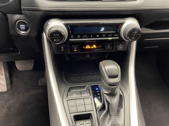 2024 Toyota RAV4 XLE AWD - 23010307 - 26