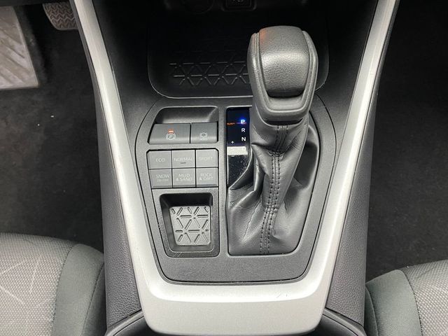2024 Toyota RAV4 XLE AWD - 23010307 - 28