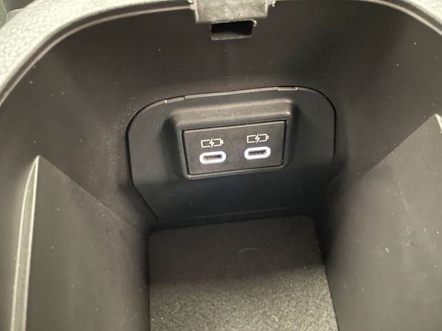 2024 Toyota RAV4 XLE AWD - 23010307 - 29