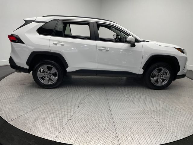 2024 Toyota RAV4 XLE AWD - 23010307 - 3