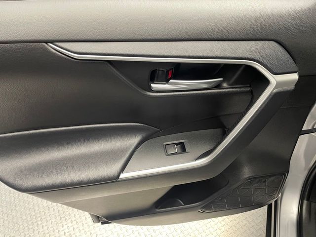 2024 Toyota RAV4 XLE AWD - 23010311 - 27