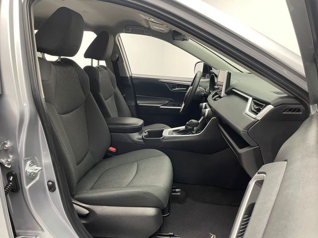2024 Toyota RAV4 XLE AWD - 23010311 - 33