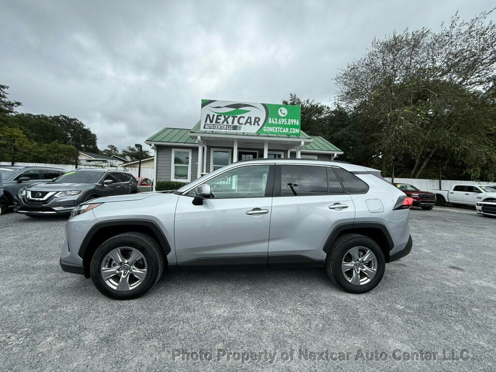 2024 Toyota RAV4 XLE photo 2