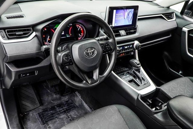 2024 Toyota RAV4 XLE FWD - 22868174 - 14