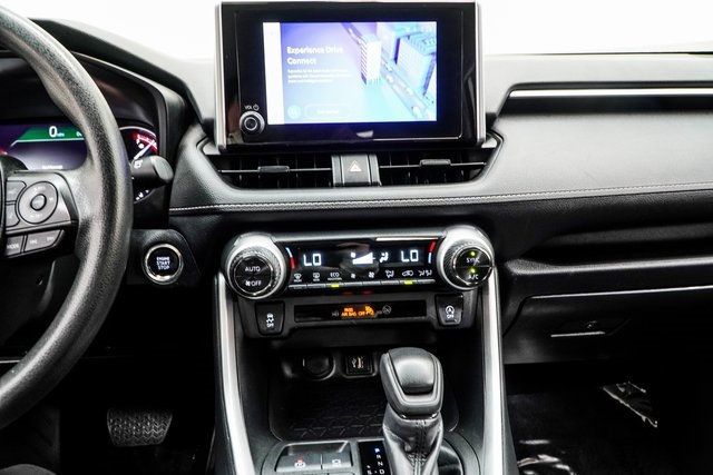 2024 Toyota RAV4 XLE FWD - 22868174 - 20