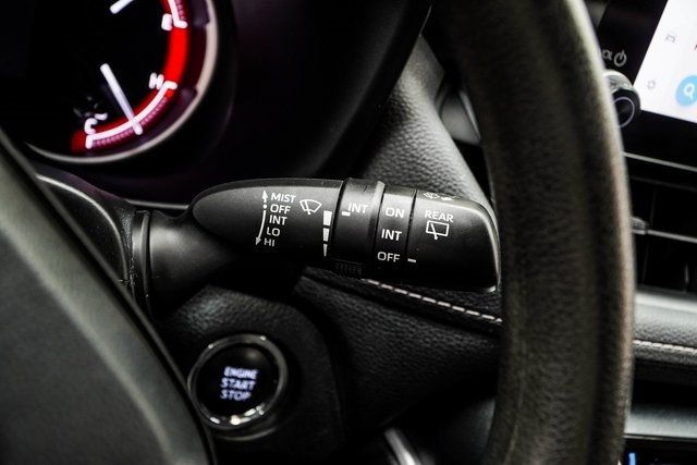 2024 Toyota RAV4 XLE FWD - 22868174 - 32