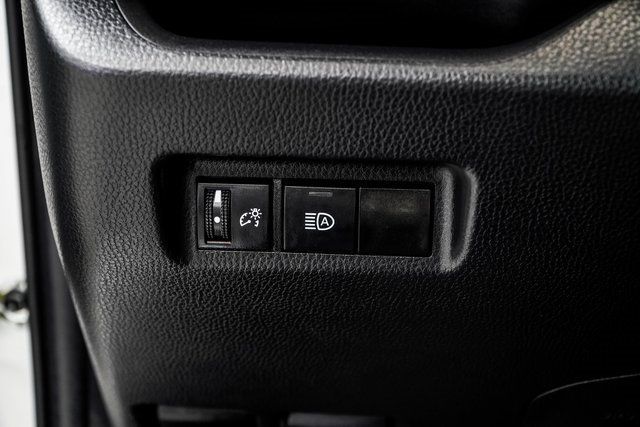 2024 Toyota RAV4 XLE FWD - 22868174 - 34