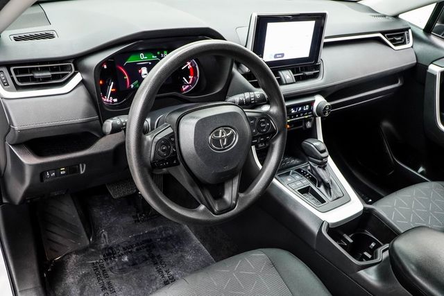 2024 Toyota RAV4 XLE FWD - 22869401 - 14