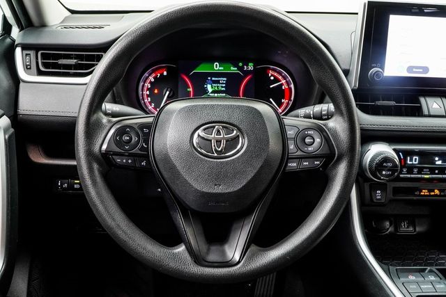 2024 Toyota RAV4 XLE FWD - 22869401 - 17