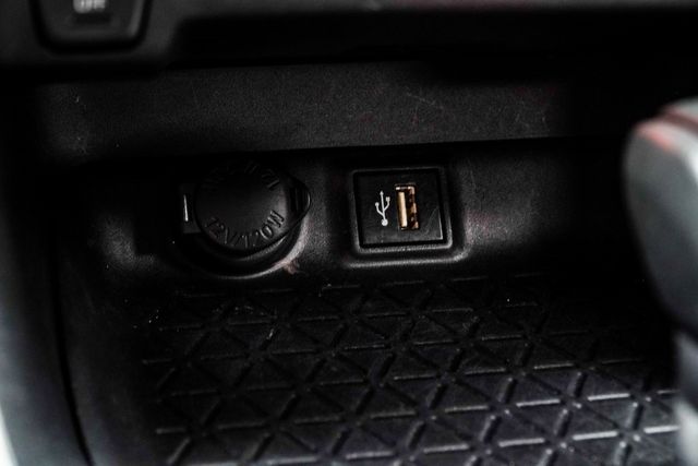 2024 Toyota RAV4 XLE FWD - 22869401 - 21