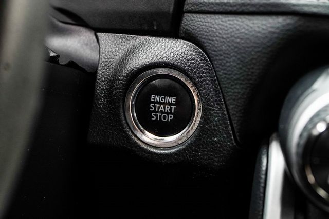 2024 Toyota RAV4 XLE FWD - 22869401 - 24