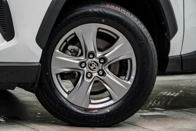 2024 Toyota RAV4 XLE FWD - 22869401 - 2