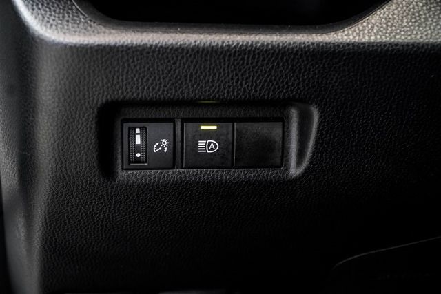 2024 Toyota RAV4 XLE FWD - 22869401 - 34