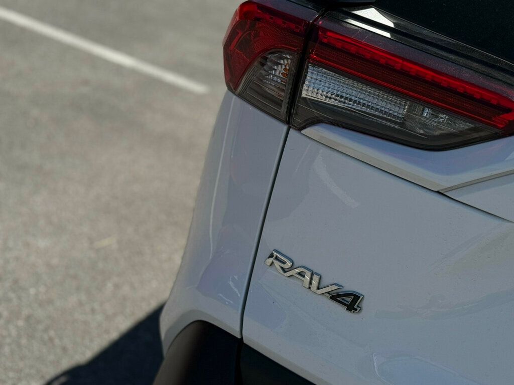 2024 Toyota RAV4 XLE FWD - 22911900 - 5