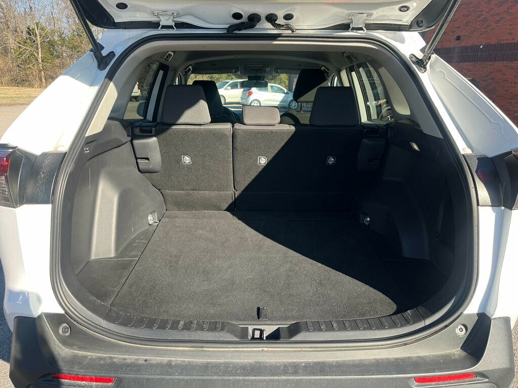 2024 Toyota RAV4 XLE FWD - 22975342 - 9