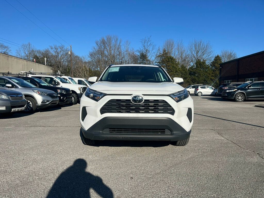 2024 Toyota RAV4 XLE FWD - 22975342 - 1