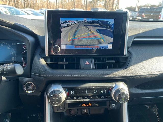 2024 Toyota RAV4 XLE FWD - 22975342 - 23