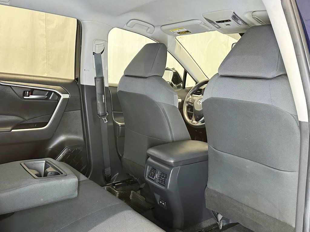 2024 Toyota RAV4 XLE FWD - 23071603 - 35
