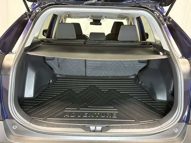 2024 Toyota RAV4 XLE FWD - 23071603 - 38