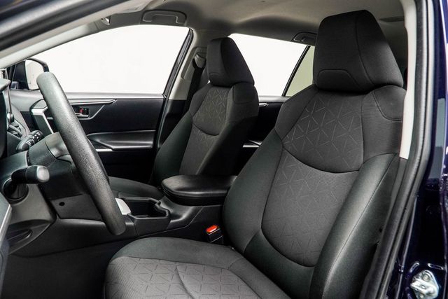 2024 Toyota RAV4 XLE FWD - 22868240 - 31