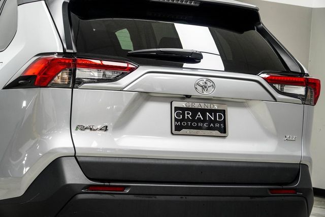 2024 Toyota RAV4 XLE FWD - 22972467 - 12