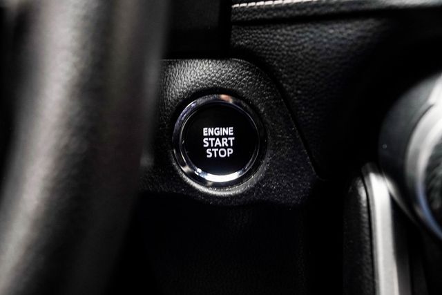 2024 Toyota RAV4 XLE FWD - 22972467 - 19