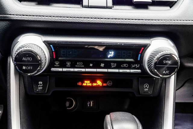 2024 Toyota RAV4 XLE FWD - 22972467 - 20