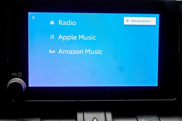 2024 Toyota RAV4 XLE FWD - 22972467 - 23