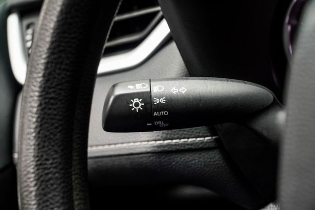 2024 Toyota RAV4 XLE FWD - 22972467 - 28