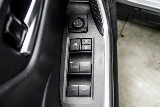 2024 Toyota RAV4 XLE FWD - 22972467 - 31