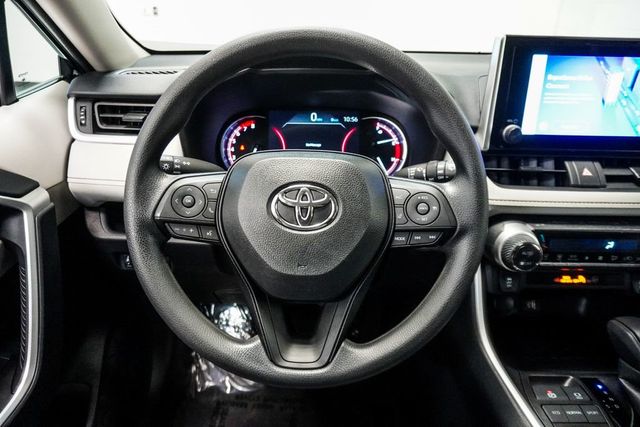 2024 Toyota RAV4 XLE FWD - 23038981 - 12