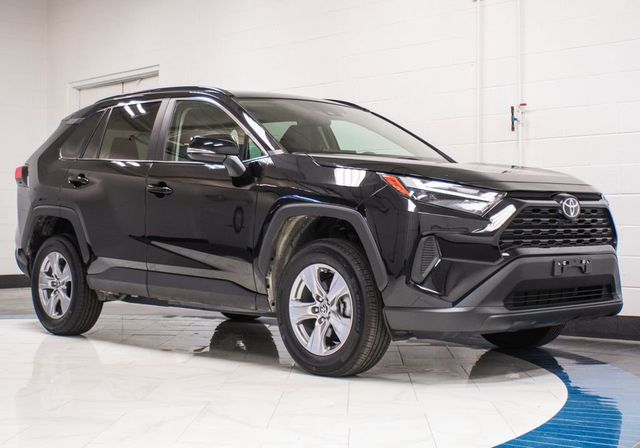 2024 Toyota RAV4 XLE FWD - 23038981 - 4