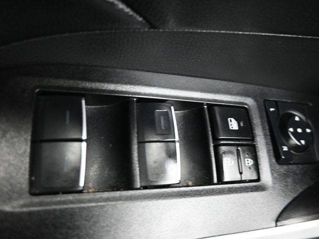 2024 Toyota RAV4 XLE FWD - 22993162 - 25