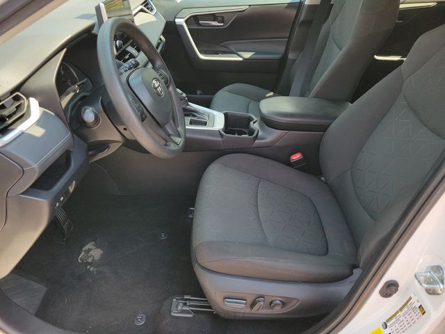 2024 Toyota RAV4 XLE FWD - 22912082 - 3