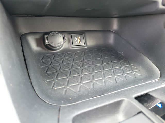 2024 Toyota RAV4 XLE FWD - 23013771 - 11