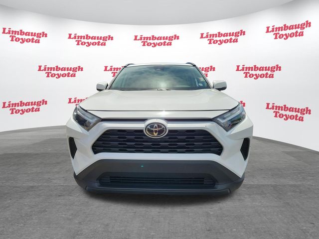 2024 Toyota RAV4 XLE FWD - 23013771 - 18