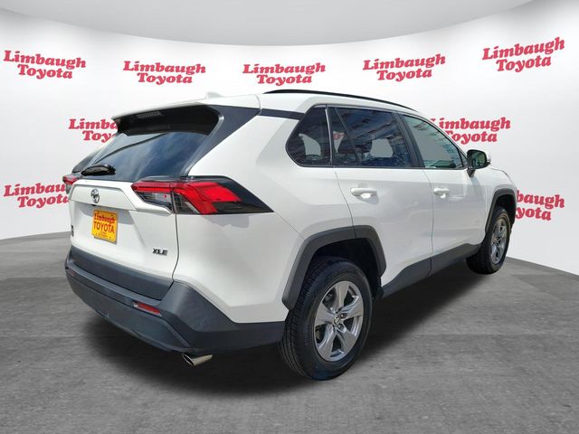 2024 Toyota RAV4 XLE FWD - 23013771 - 21