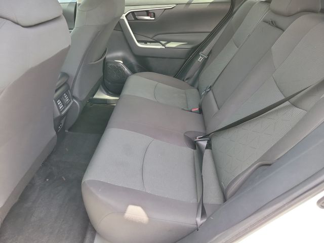 2024 Toyota RAV4 XLE FWD - 23013771 - 7