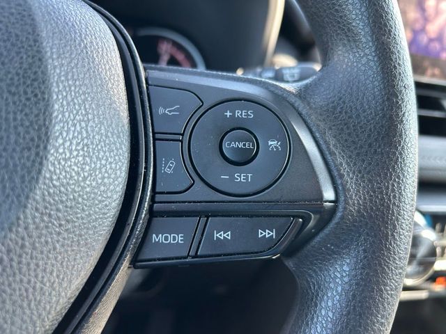 2024 Toyota RAV4 XLE FWD - 22963388 - 17