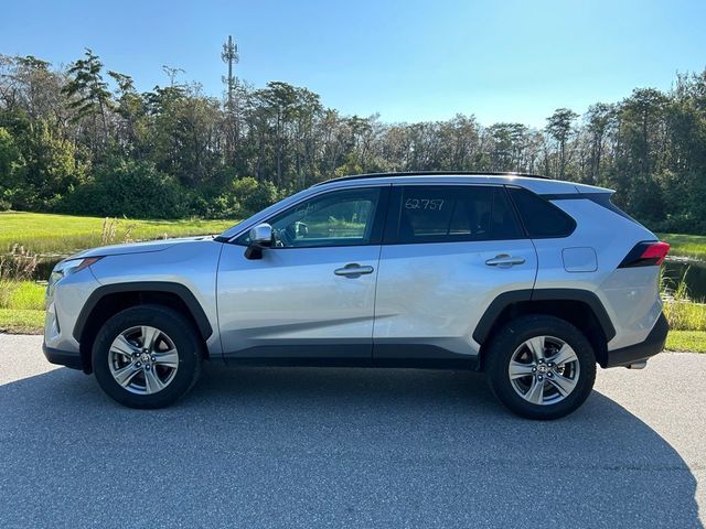 2024 Toyota RAV4 XLE FWD - 22963388 - 1