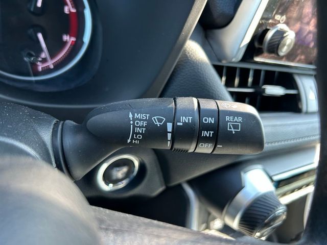 2024 Toyota RAV4 XLE FWD - 22963388 - 19