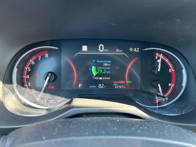 2024 Toyota RAV4 XLE FWD - 22963388 - 21