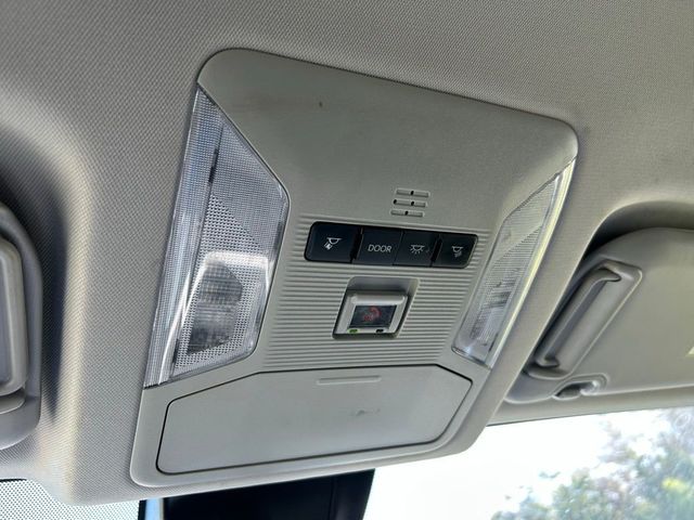 2024 Toyota RAV4 XLE FWD - 22963388 - 27