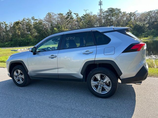 2024 Toyota RAV4 XLE FWD - 22963388 - 2