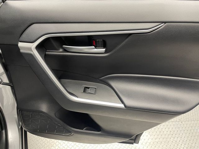 2024 Toyota RAV4 XLE FWD - 22984075 - 34