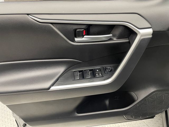 2024 Toyota RAV4 XLE FWD - 22984075 - 8