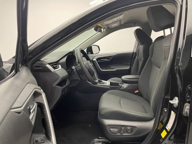 2024 Toyota RAV4 XLE FWD - 23005788 - 11