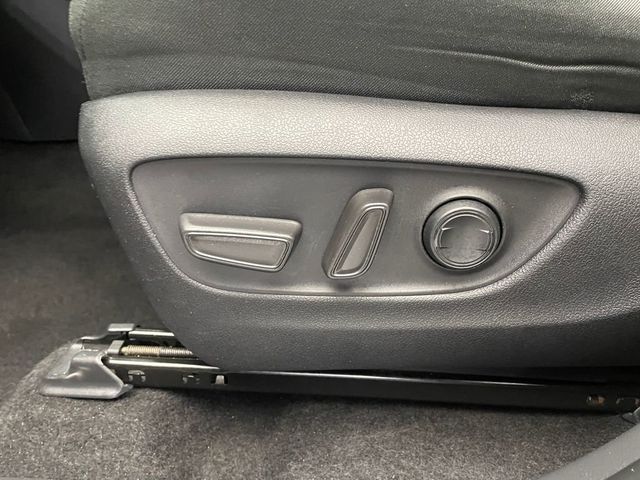 2024 Toyota RAV4 XLE FWD - 23005788 - 13