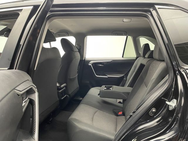 2024 Toyota RAV4 XLE FWD - 23005788 - 31